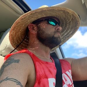 Meet your Posher, Kenneth